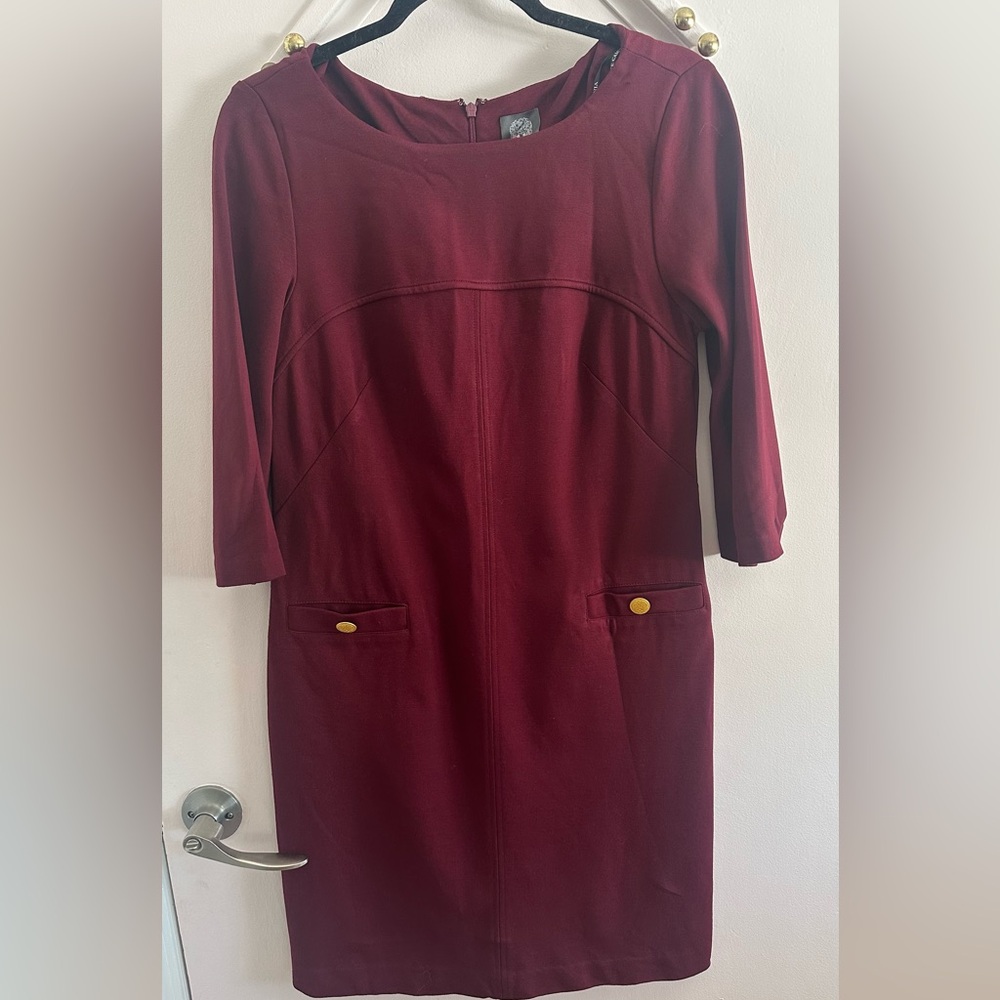 Vince Camuto Burgundy Sheath Dress Size 10 Gold Button Detail 3/4 Sleeve